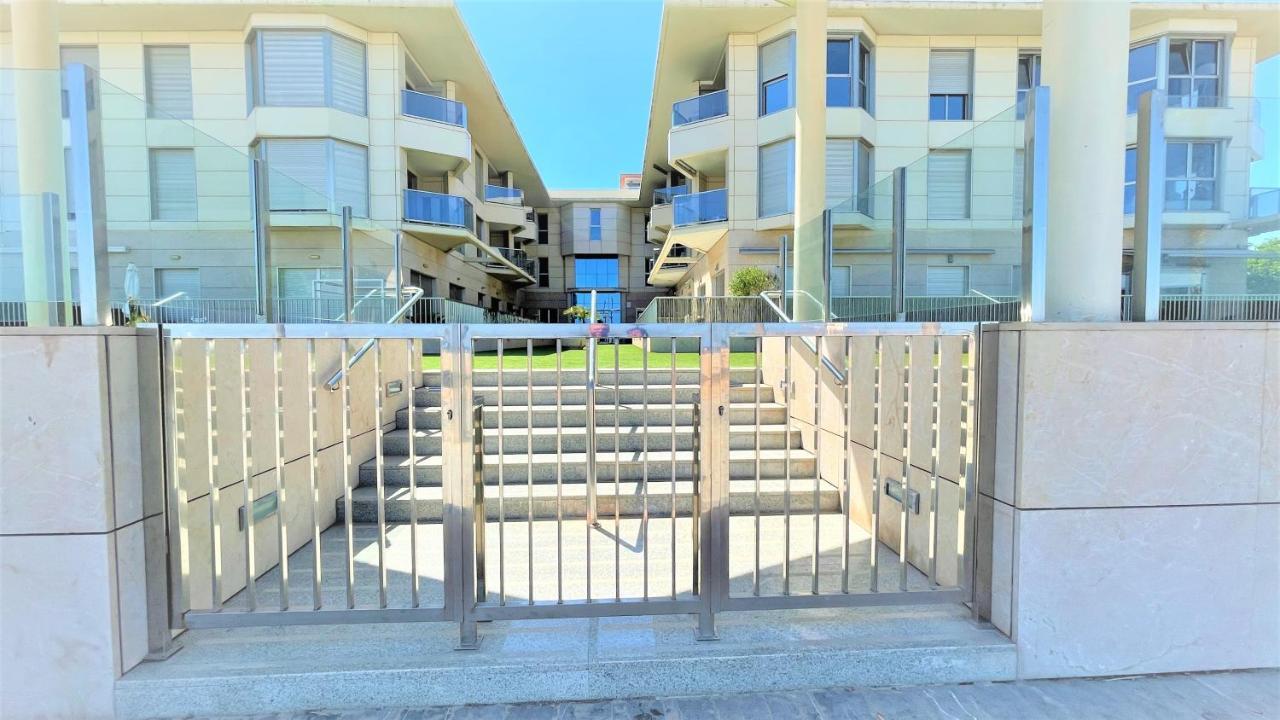 Beach Valencia Luxury A40-35 Apartment With Terrace And Sea Views Екстер'єр фото